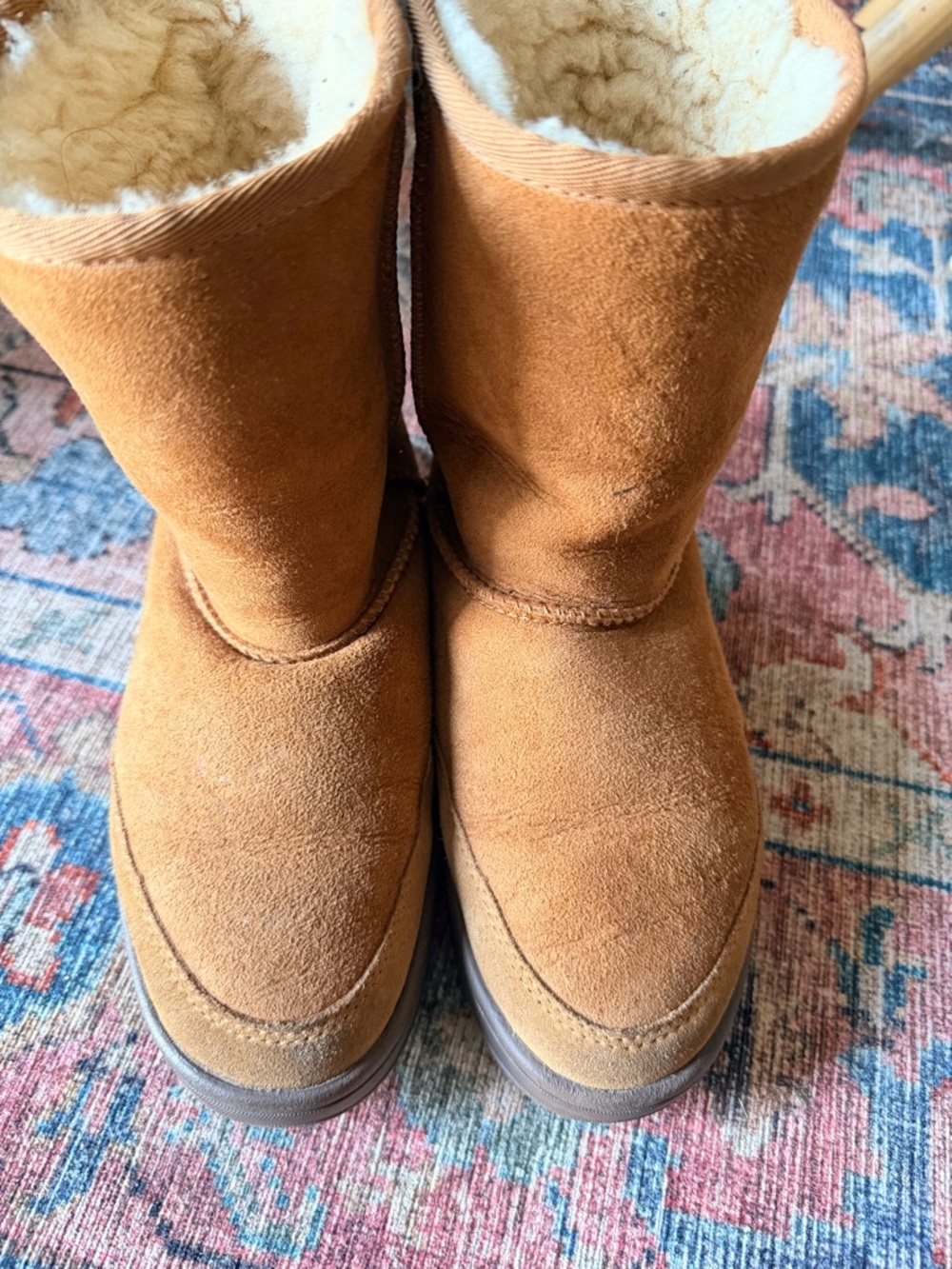 UGG Classic Short Suede Boots in Chestnut Brown Pre-owned